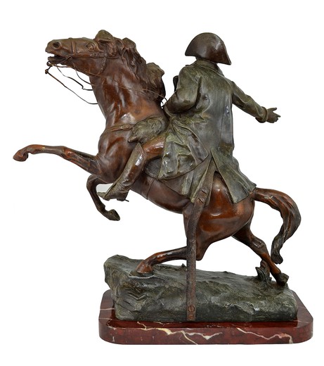 скульптура наполеон на коне из мрамора, антиквариат, 19 век