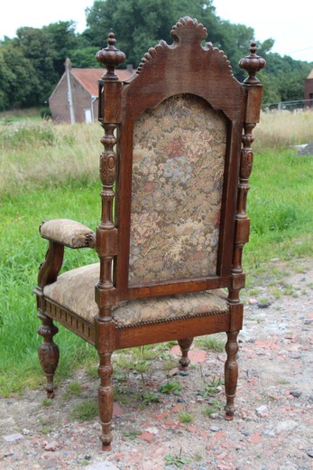 старинная мебель - кресло трон из дуба ренессанс