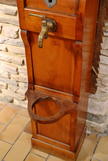 винтажная помпа для сидра из дерева и металла, модерн, 20 век