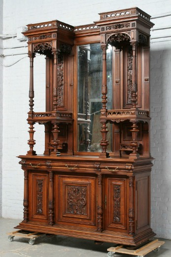 старинный мебель - буфет из ореха ренессанс, конец 19 века