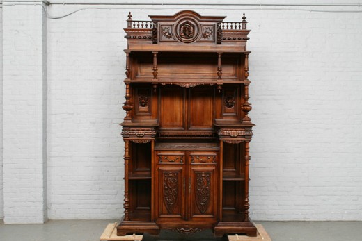 антикварный кабинет в стиле ренессанс из ореха, 19 век