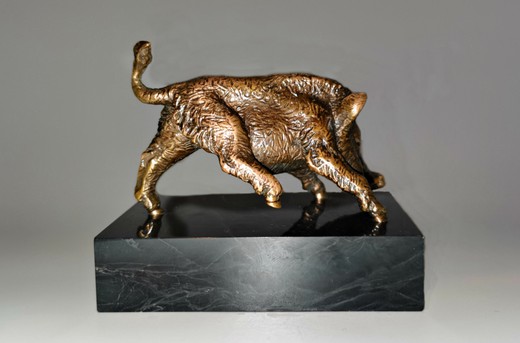 Sculpture "Boar"