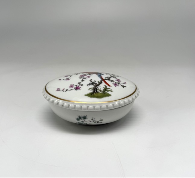 Vintage jewelry box