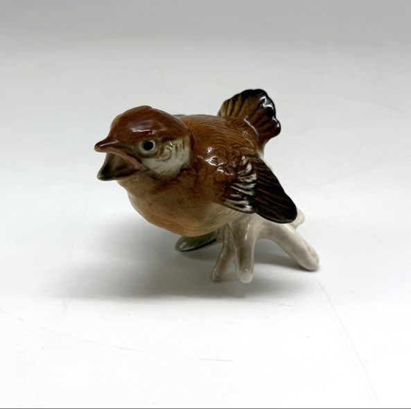 Vintage figurine "Sparrow on a branch", Karl Ens