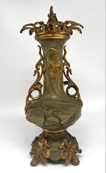 Антикварный часовой гарнитур