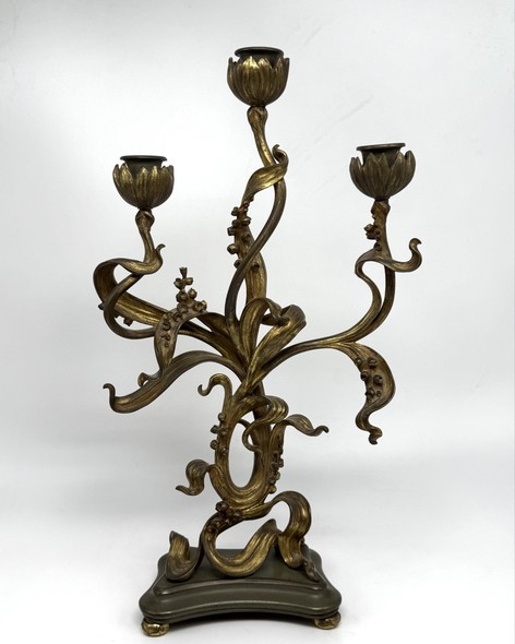 Антикварный часовой гарнитур «Ландыши»