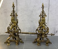 Антикварные таганы
в викторианском стиле