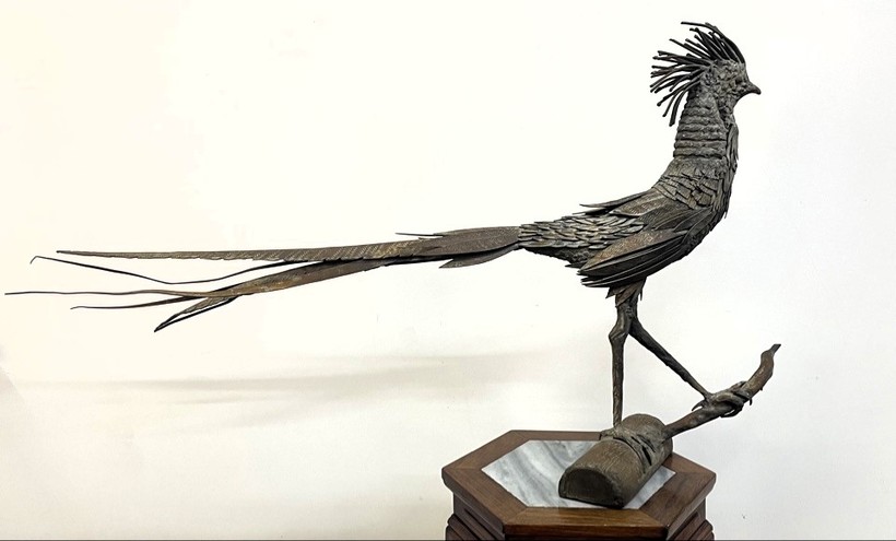 Vintage sculpture "Secretary Bird"