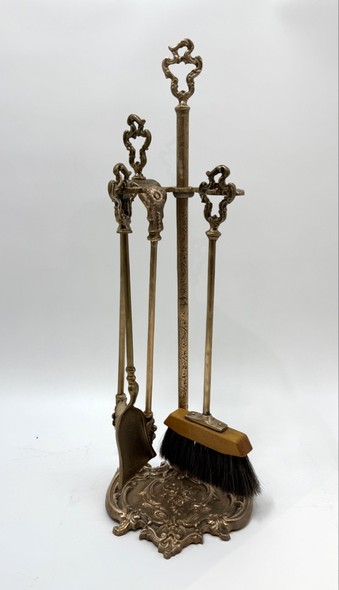 Fireplace accessories
with a screen, Louis XV