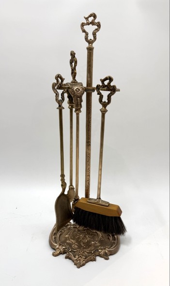 Fireplace accessories
with a screen, Louis XV