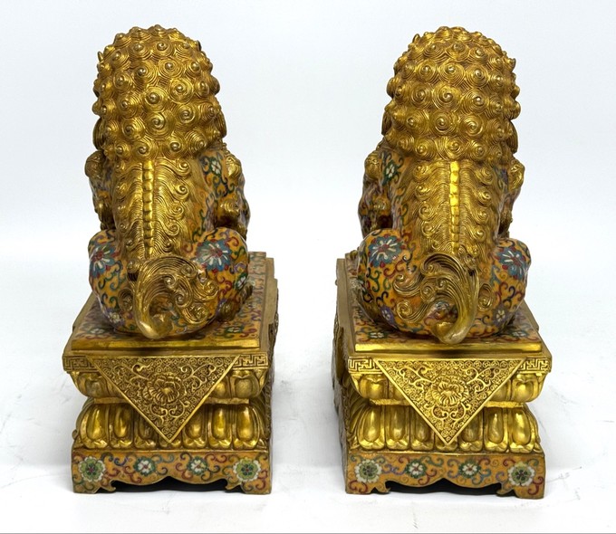 Vintage Paired Sculptures "Dogs Fo"