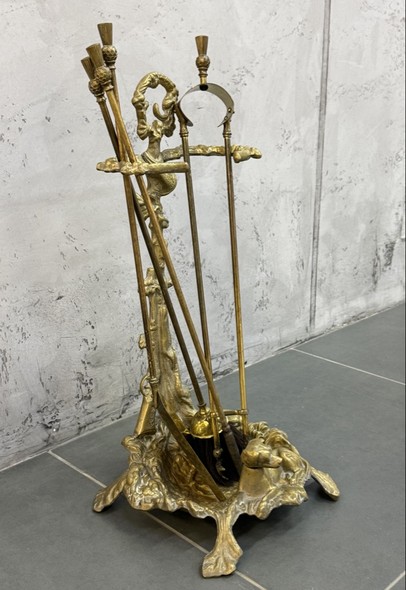 Антикварные каминные принадлежности
в охотничьем стиле