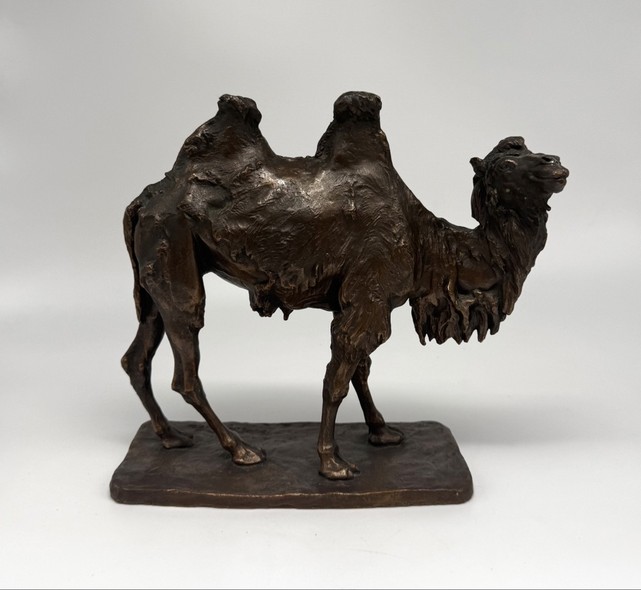 Антикварная скульптура
«Двугорбый верблюд»