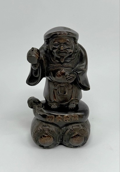 Antique sculpture "Daikoku with a mallet"