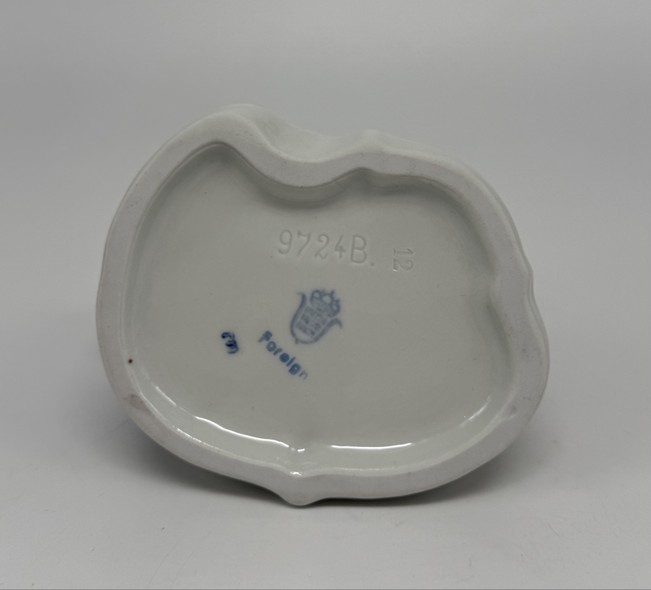 Антикварная скульптура «Романтика»