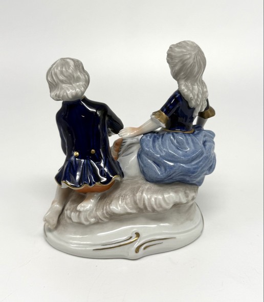 Антикварная скульптура «Романтика»