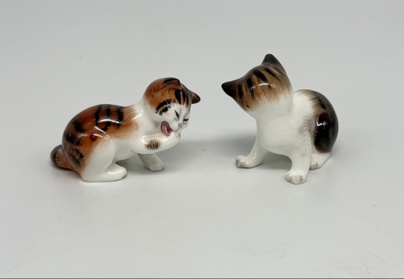 Антикварная композиция
"Пара котят", Royal Doulton