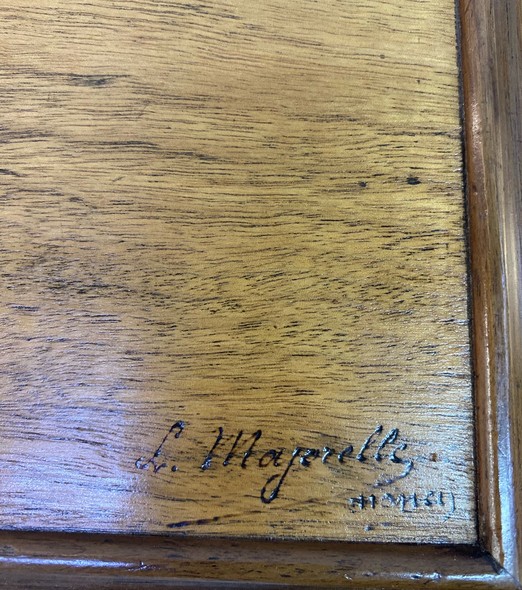 Antique Art Nouveau étagère