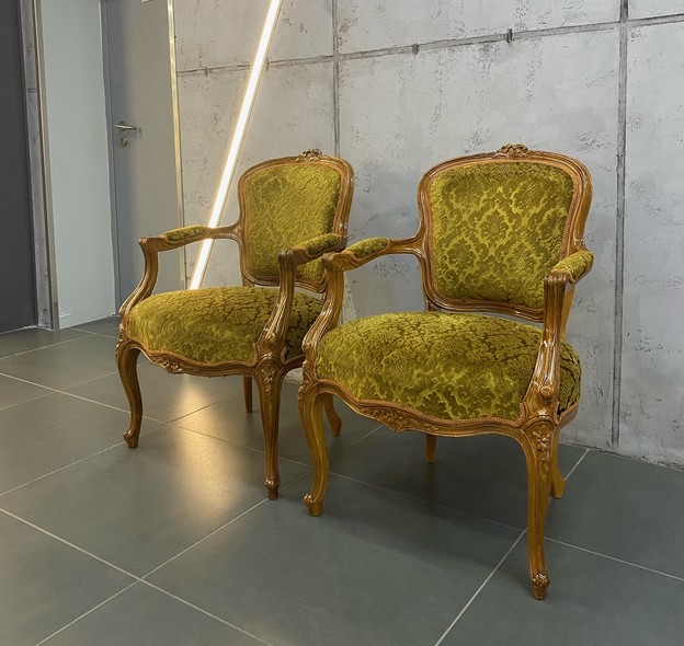 Vintage pair of armchairs, Louis XV