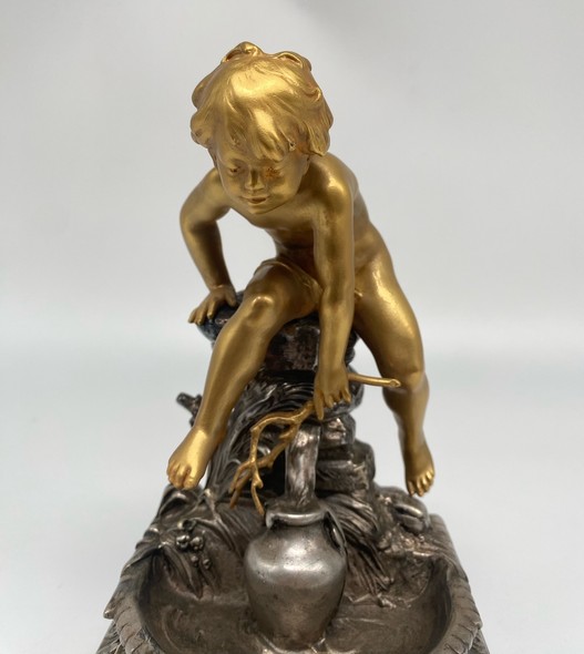 Антикварная скульптура 
«Путти с кувшином», Моро