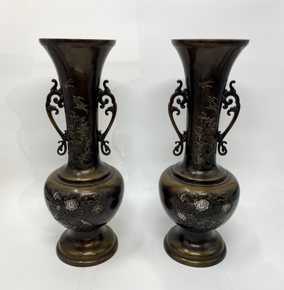 Antique paired vases "Flowers and birds"