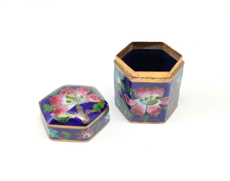 Vintage small jewelry box