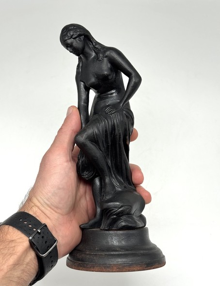 Vintage sculpture "Bathing Venus"