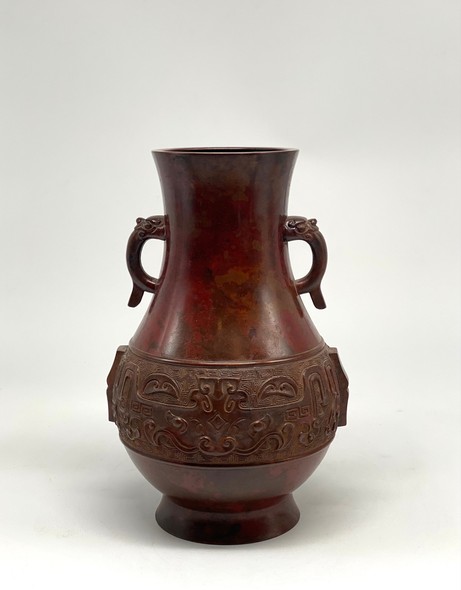 Antique vase, bronze, Japan