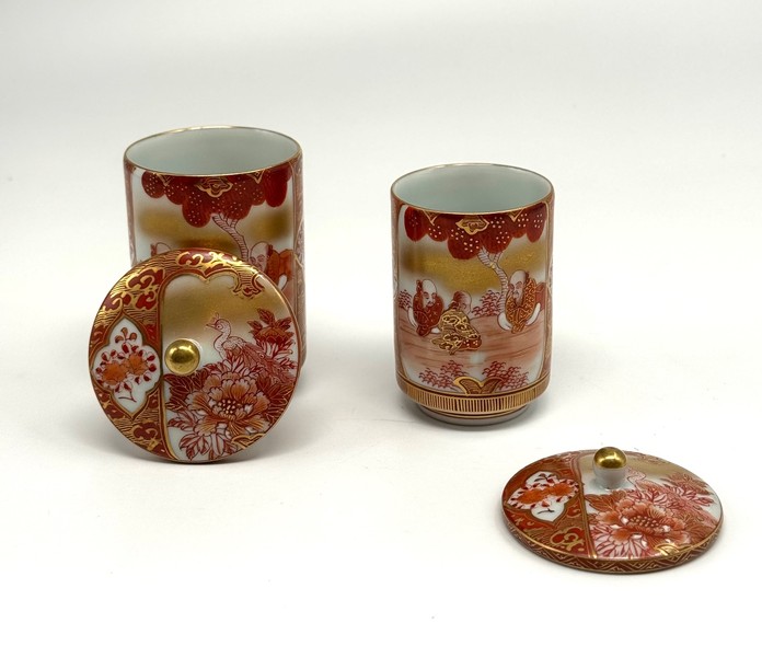 Fufu-yunomi, Kutani, and Akae paired bowls