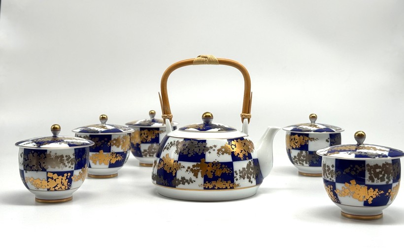 Koran Tea Set,
Japan