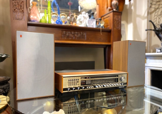 Винтажный ресивер Грюндиг и история компании Grundig