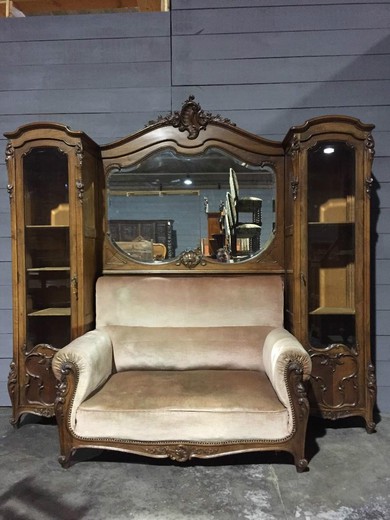 антикварный диван-салон из ореха в стиле людовик 15